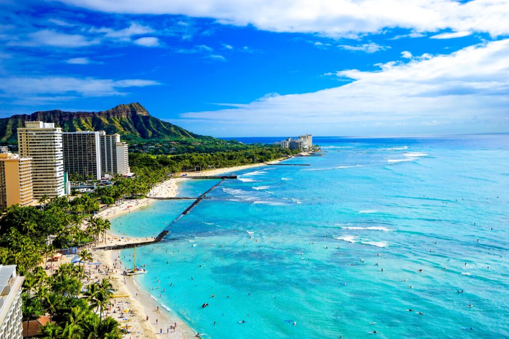 Ocean Views vs. City Views: Choosing the Perfect Kakaako Condo Orientation in 2025